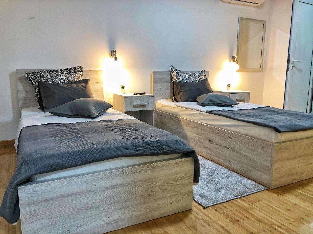 TEPIĆ Garni Hotel Restoran Temerin Esterno foto