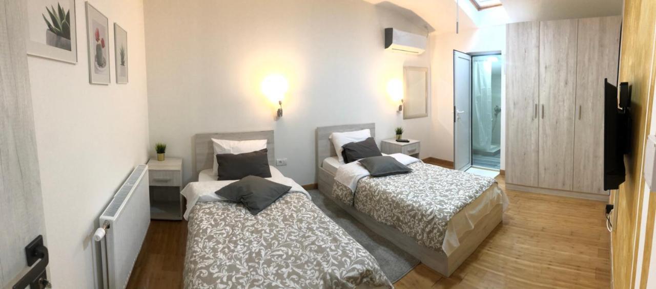 TEPIĆ Garni Hotel Restoran Temerin Esterno foto