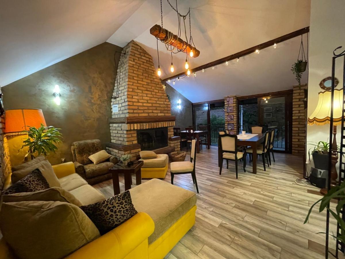 TEPIĆ Garni Hotel Restoran Temerin Esterno foto