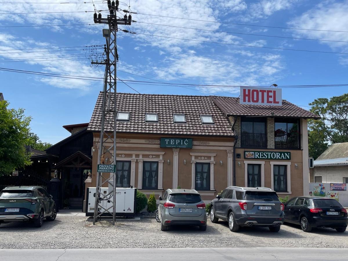 TEPIĆ Garni Hotel Restoran Temerin Esterno foto